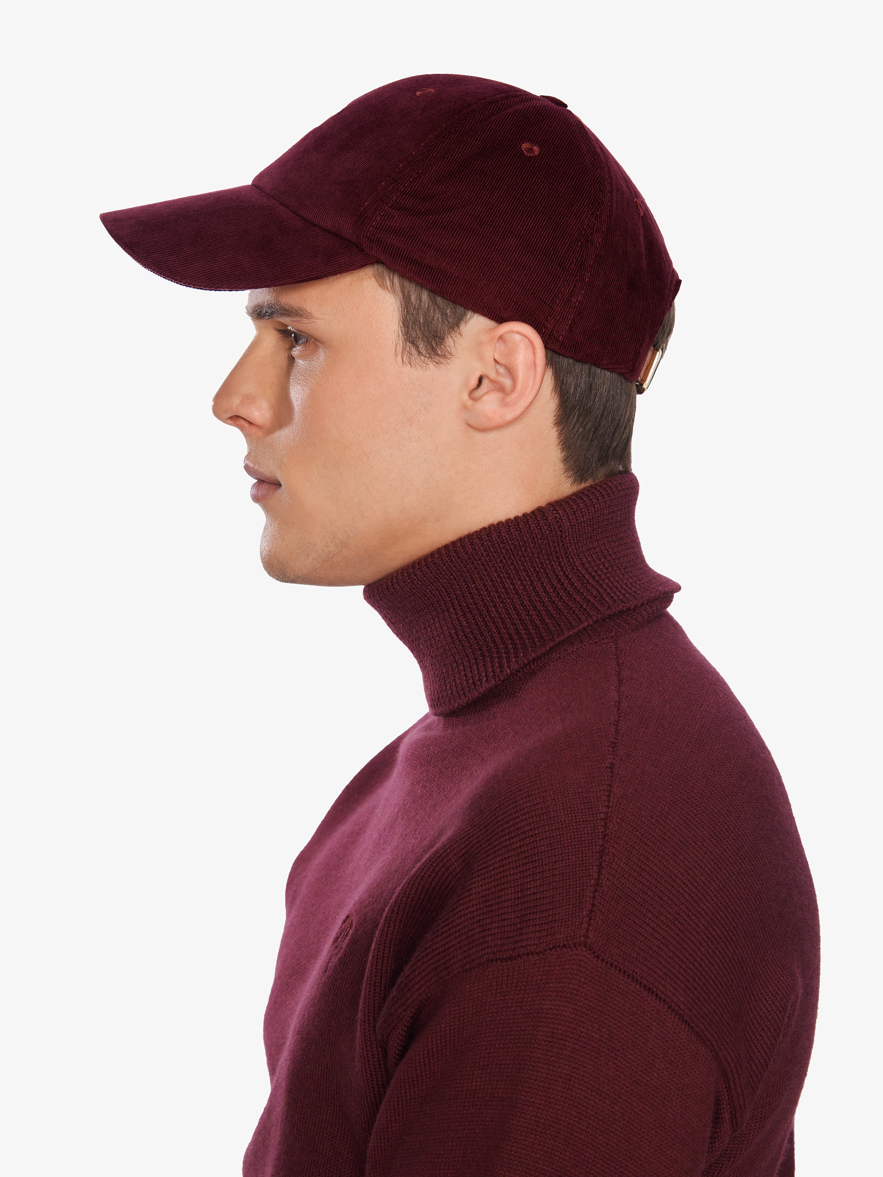 CABERNET CAP IN CORDUROY