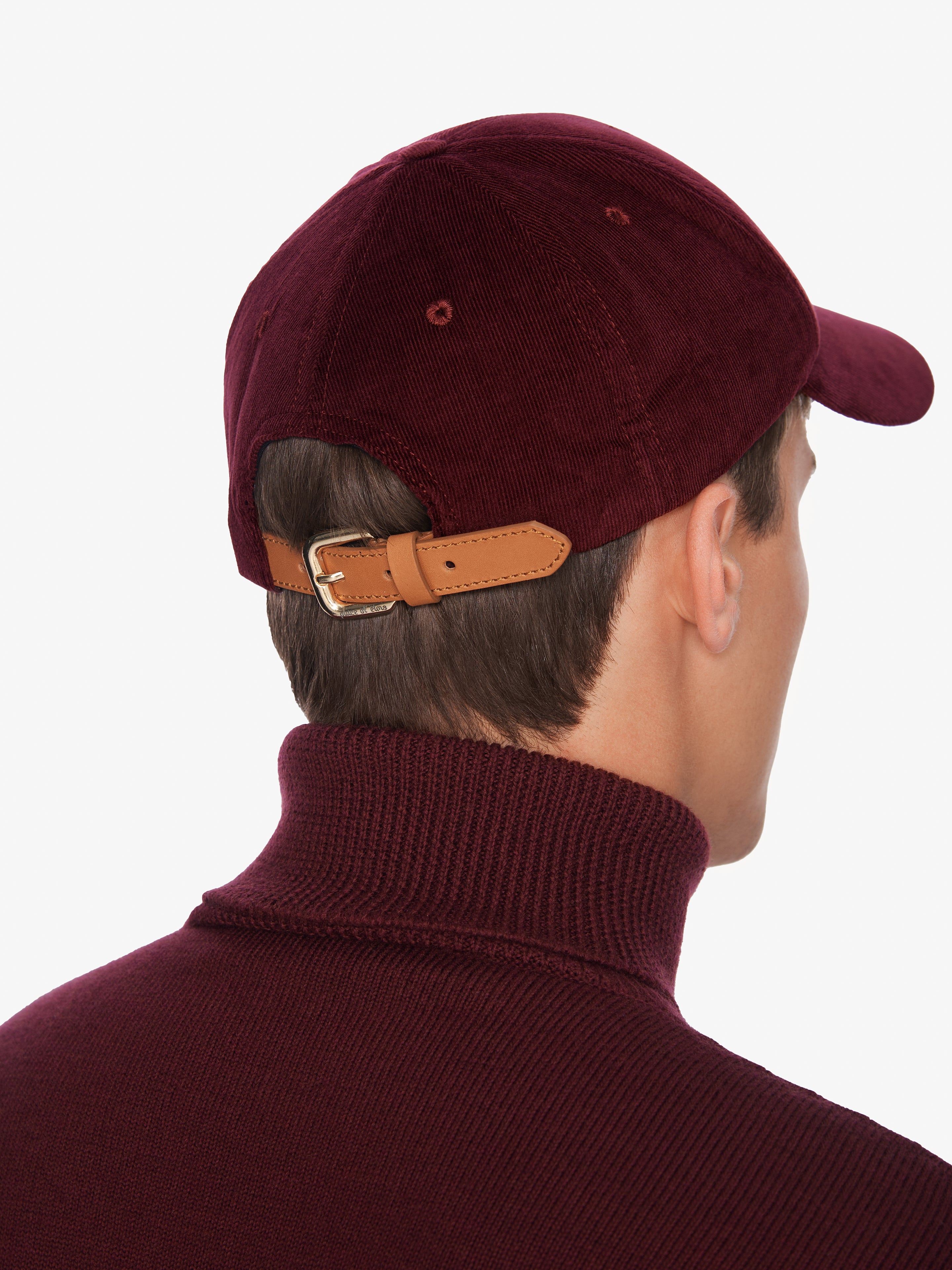 CABERNET CAP IN CORDUROY