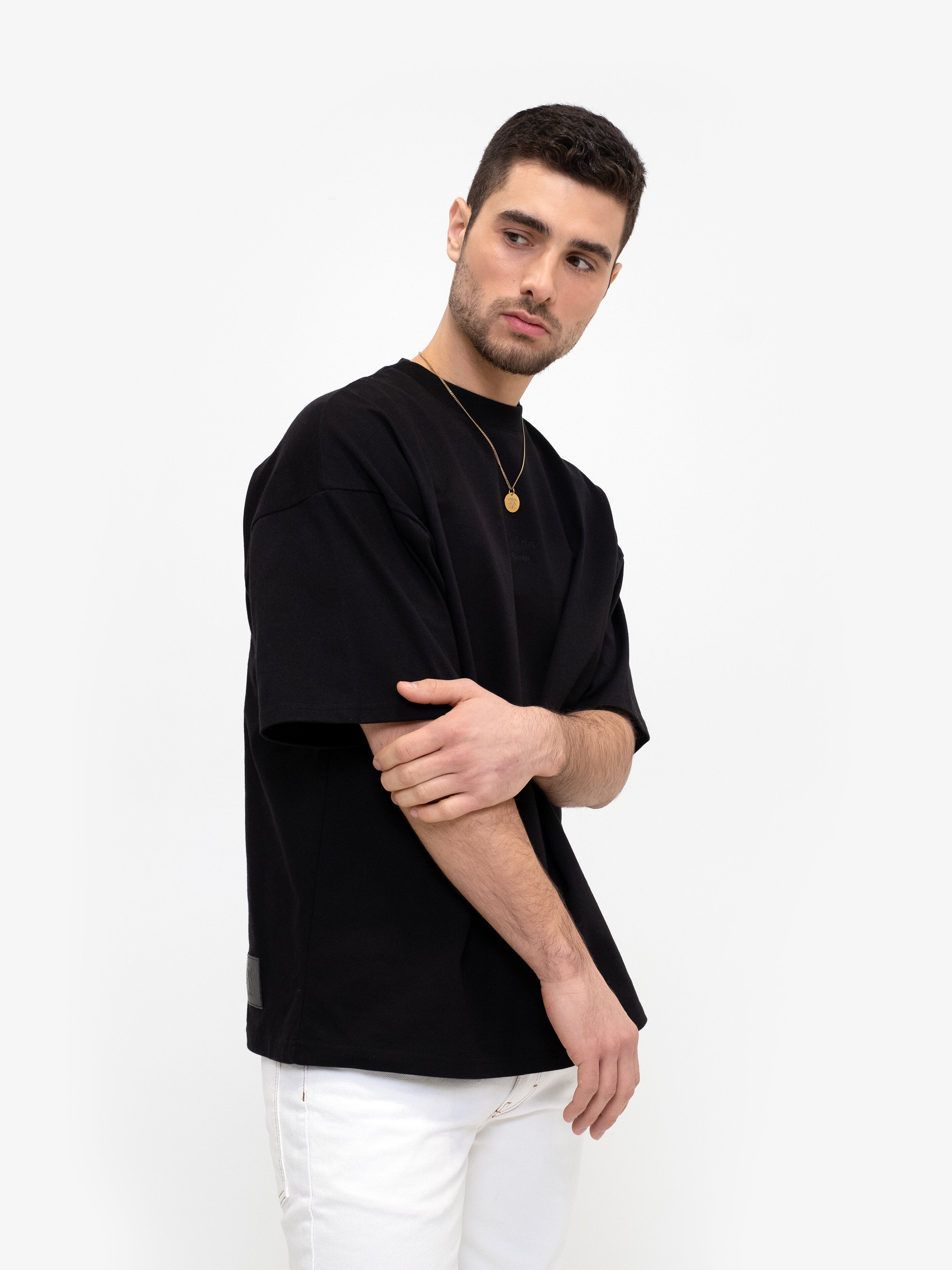 CLEAN BLACK T-SHIRT-T-shirts-Place of Elms