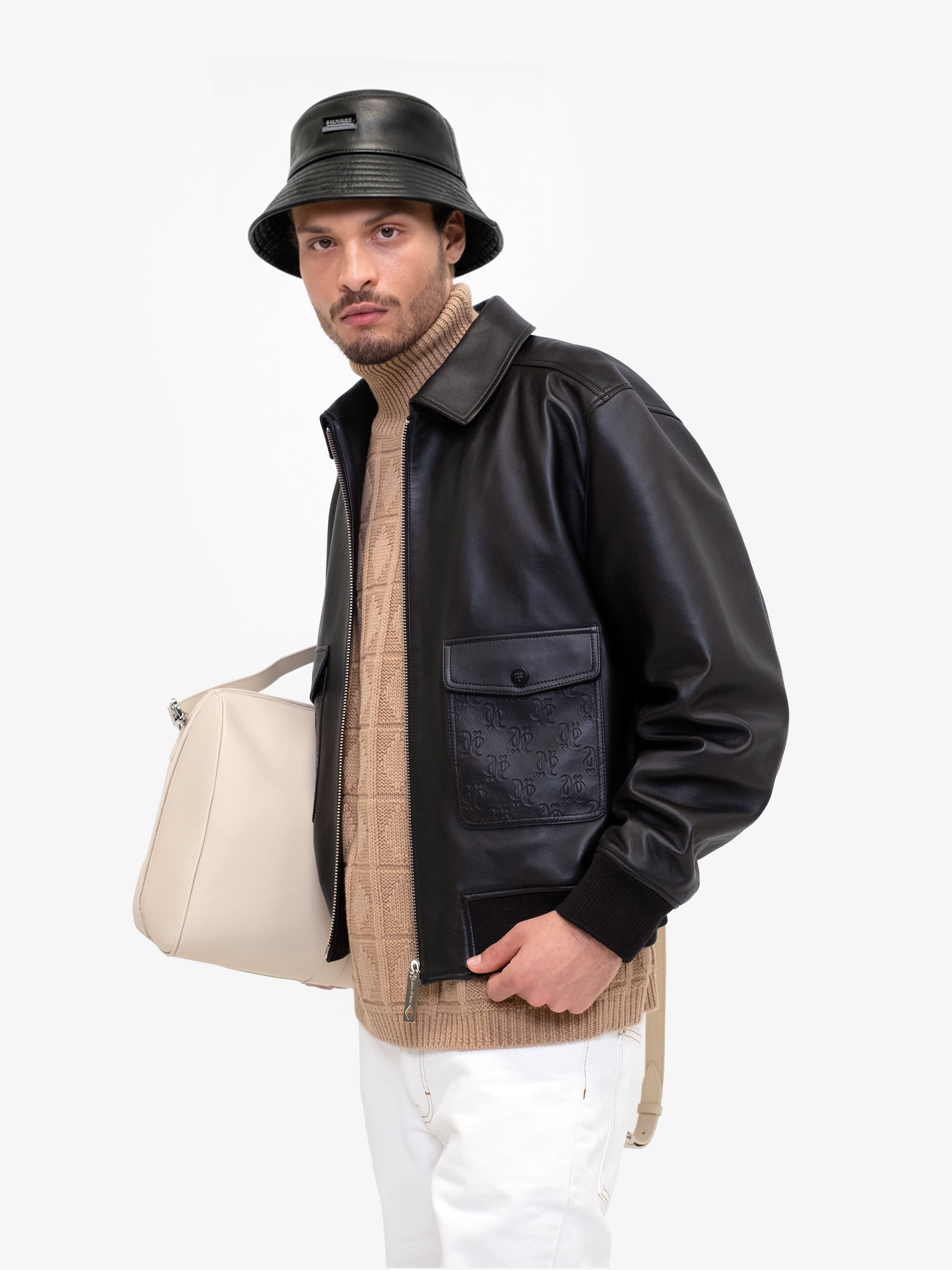 SAUVAGE BUCKET HAT IN SILVER